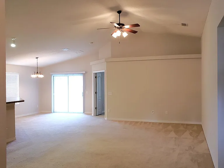 2045 Catline Cir — Photo 3