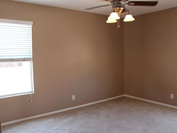 2nd image of 4023 E Theresa St