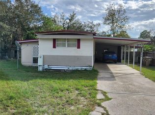 12146 Lakeview Dr, Leesburg, FL 34788