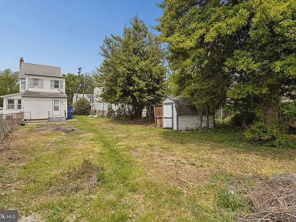 4th image of 602 Bordentown Rd