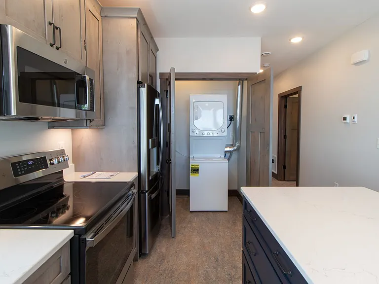 802 S Lake Ave #2 — Photo 12