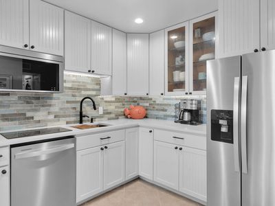 109 Avenue D APT 302, Marathon, FL, 33050