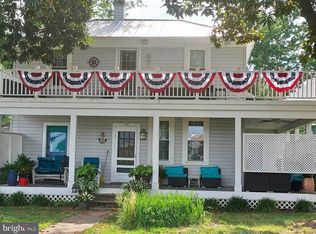 414 Washington Ave, Colonial Beach, VA 22443