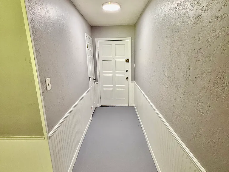 1135 Cooper Ln — Photo 8