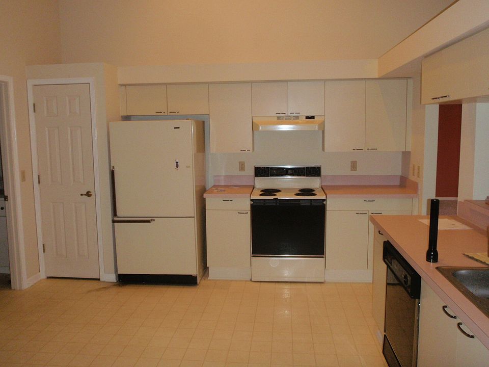 1st image of 7853 Charlotte Oaks Ln