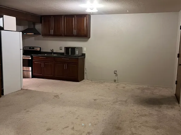 1422 NW 59th St APT B, Seattle, WA 98107