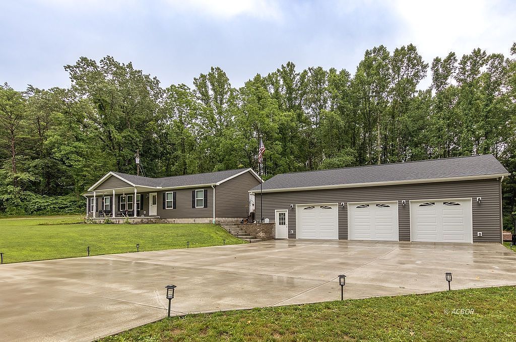 19366 Laurel Run Rd, Nelsonville, OH 45764 | Zillow 19366 Laurel Run Rd, Nelsonville, OH 45764 | Zillow