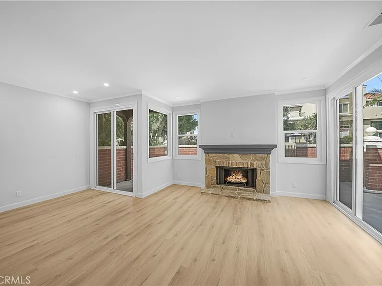 6082 Eaglecrest Dr — Photo 9