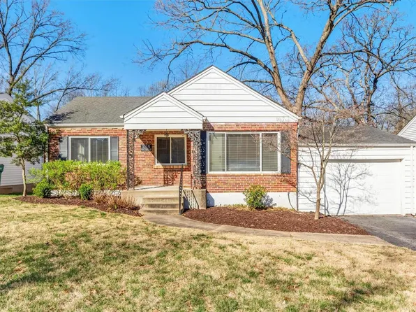 1115 Pinetree Ln, Saint Louis, MO 63119