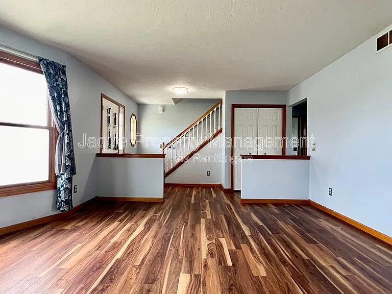 53641 Rolling Meadow Blvd — Photo 4