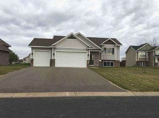 1067 152nd Ln NW, Andover, MN 55304