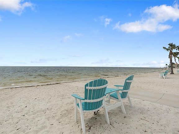 2nd image of 3836 Topsail Trl