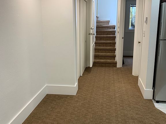 3rd image of 704 Smith St #B