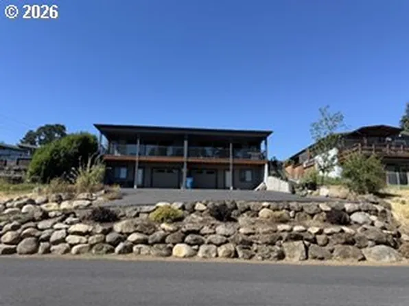 514 NE Grandview St, White Salmon, WA 98672