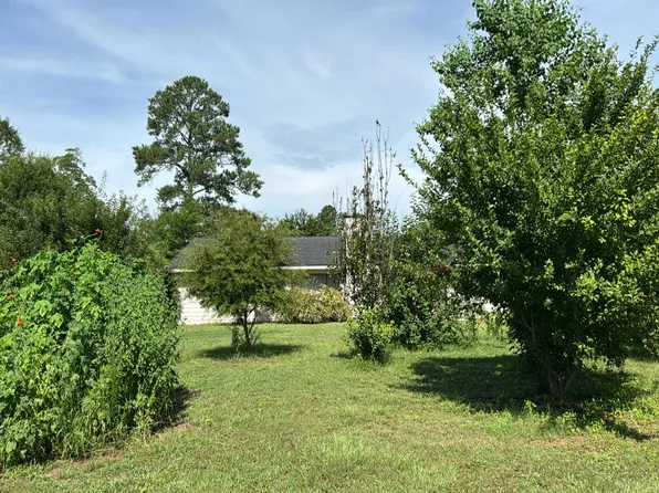 3743 Pine Park Rd, Cairo, GA 39828