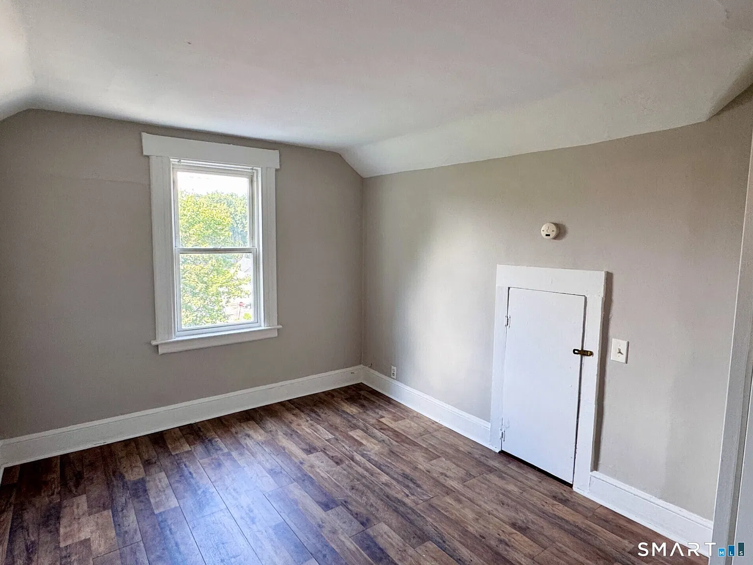 1 bed, 1.0 bath, 450 sqft, $1,100 — Photo 4