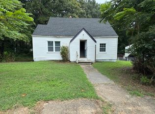 1401 Roanoke Ave, Hopewell, VA 23860