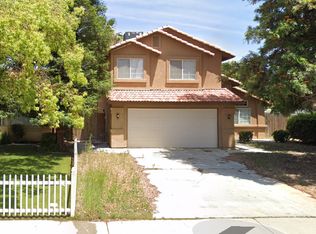 5504 Silvergate St, Bakersfield, CA 93313