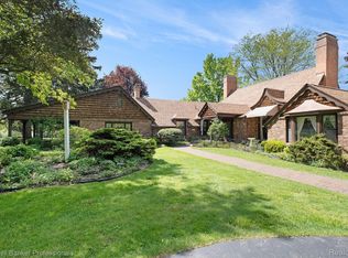 2103 E Newark Rd, Lapeer, MI 48446