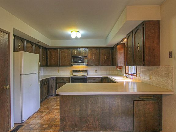 3rd image of 14508 N Edencrest Dr