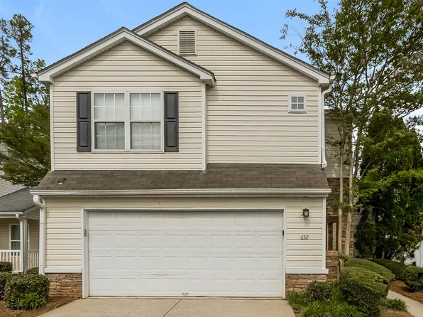 652 Windcroft Cir NW, Acworth, GA 30101