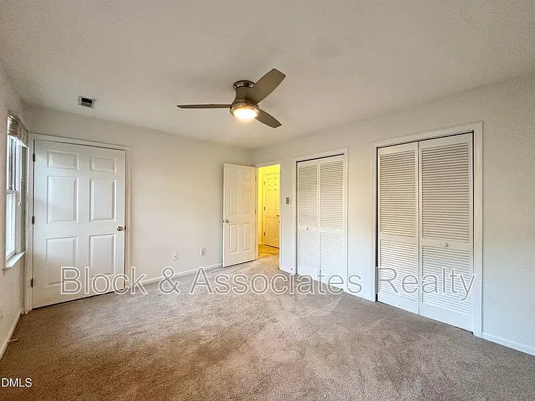 5649 Hamstead Xing — Photo 11