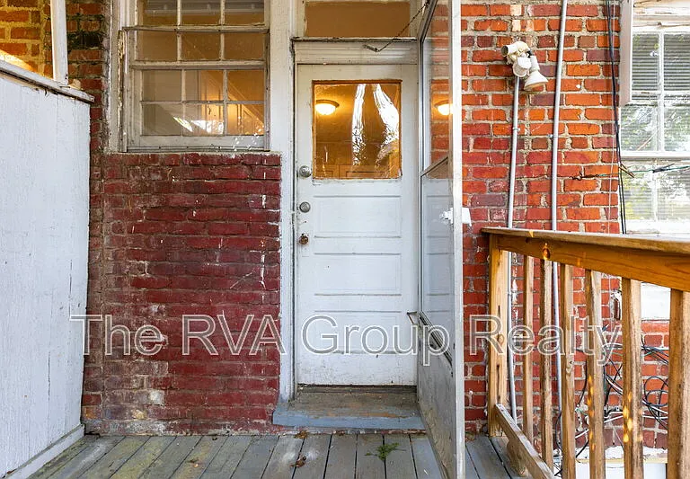 2611 Grayland Ave — Photo 40