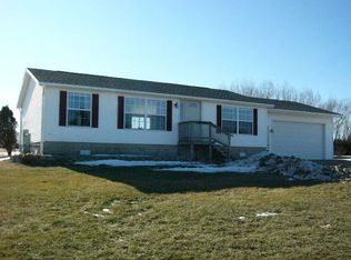 7108 County Rd W, Greenleaf, WI 54126