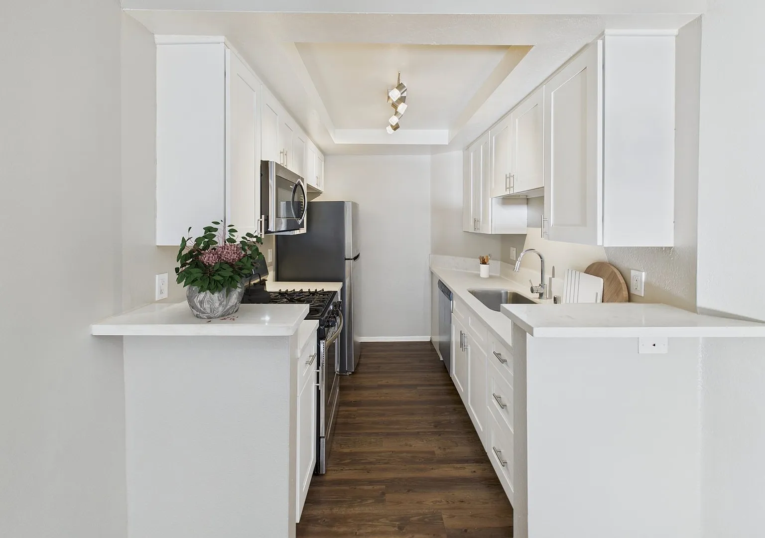 Franklin Place — Photo 1