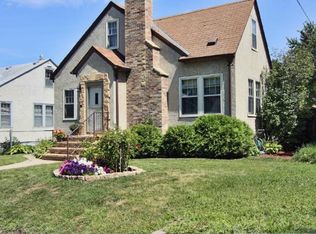 3942 Queen Ave N, Minneapolis, MN 55412