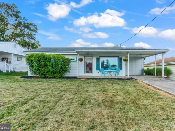 739 E Birch St, Palmyra, PA 17078