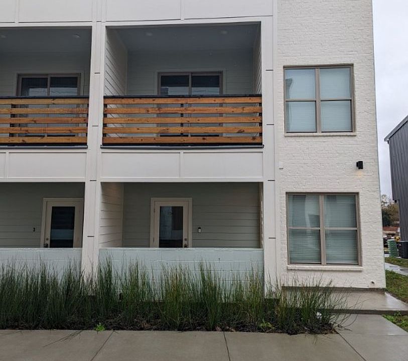 1st image of 104 Canvasback Dr