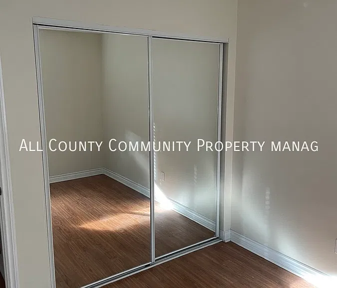 1132 N Broadway #16 — Photo 10
