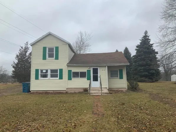 212 Pine St, Corunna, MI 48817