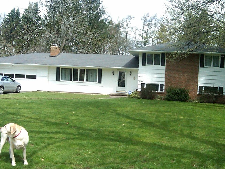 1st image of 56 Larchwood Dr