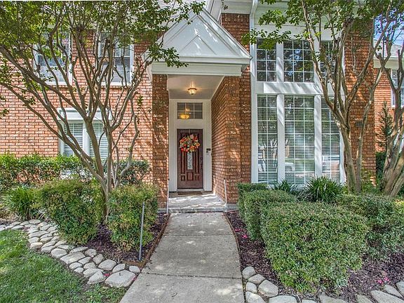 3rd image of 4101 Barnett Dr