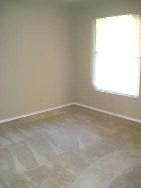 3rd image of 5703 Huntington Valley Ct APT B
