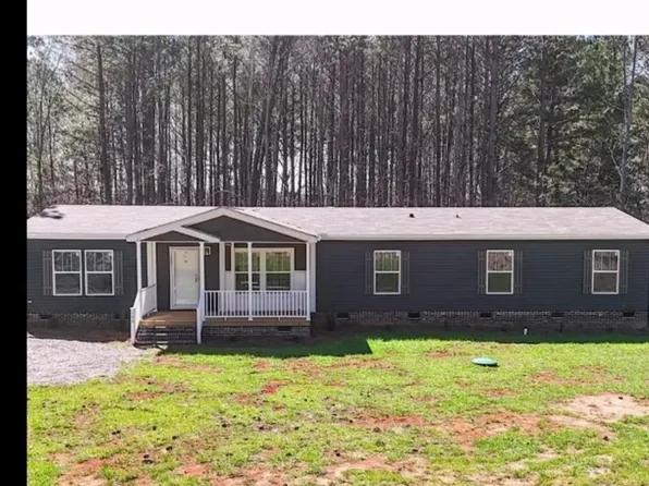 106 Foxcroft Dr, Greenwood, SC 29646
