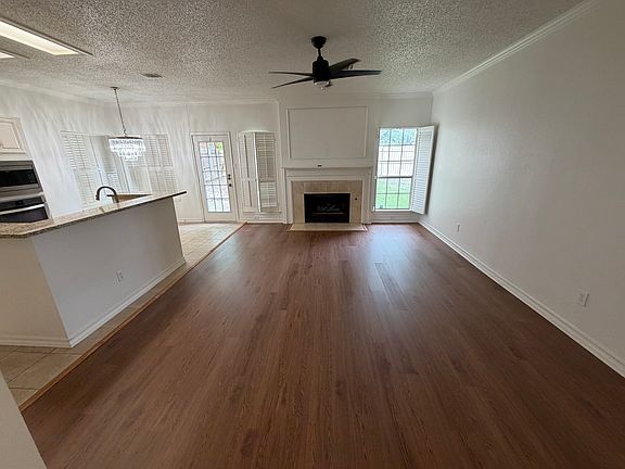 3rd image of 8320 Mountainview Dr