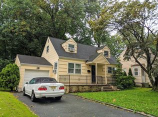 825 Hemlock Rd, Union, NJ 07083