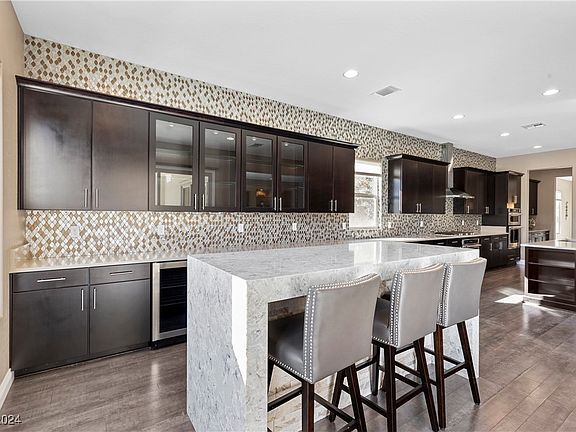 5th image of 3377 Royal Fortune Dr