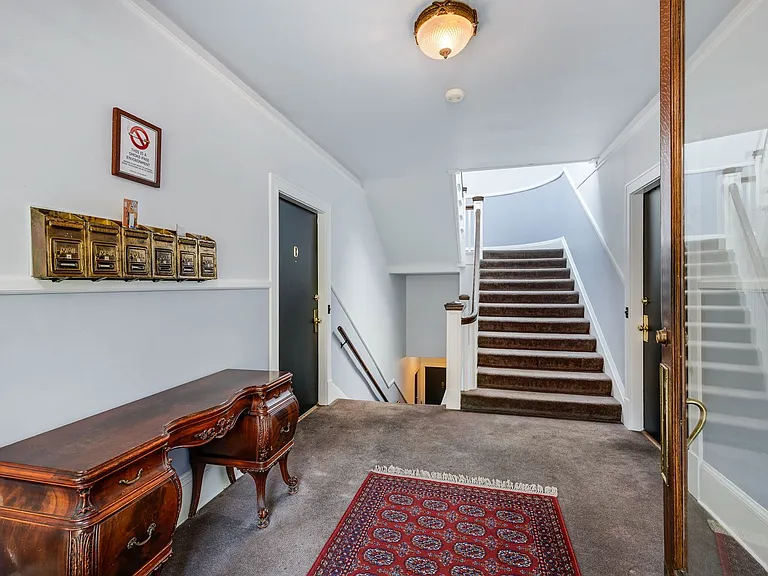 Llennodo Apartments LLC — Photo 5