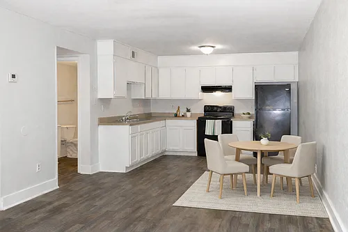 Rainview Apartments Photo 1