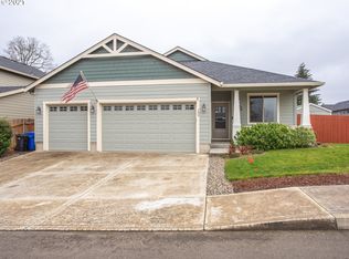 100 NE Megan Dr, Estacada, OR 97023