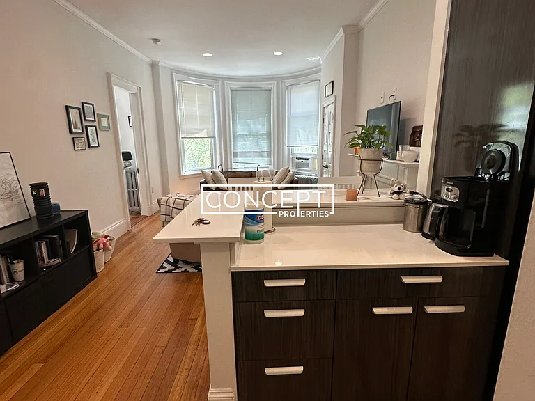 379 Commonwealth Ave #4 — Photo 9