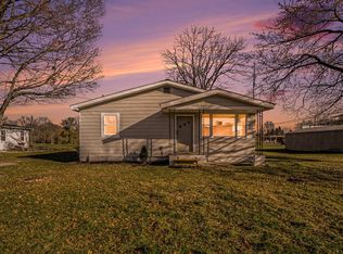 120 Batten Dr, Mendon, MI 49072