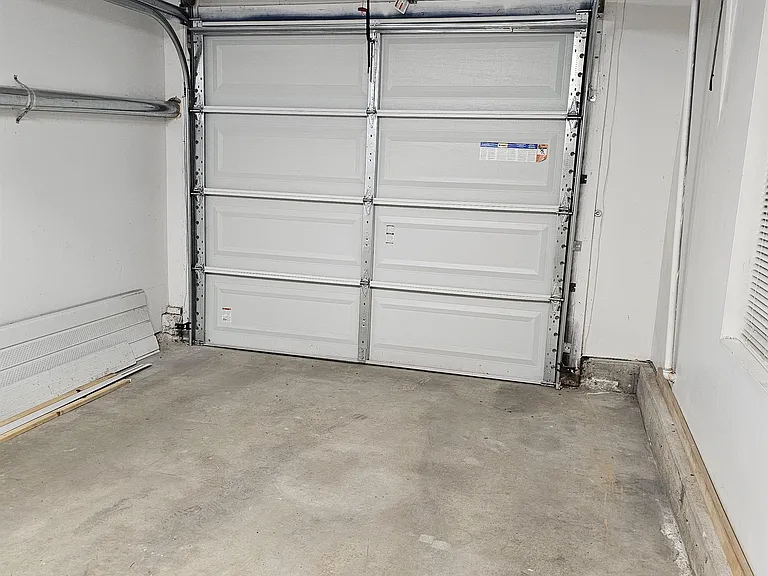 1245 E Harrison Ave — Photo 16