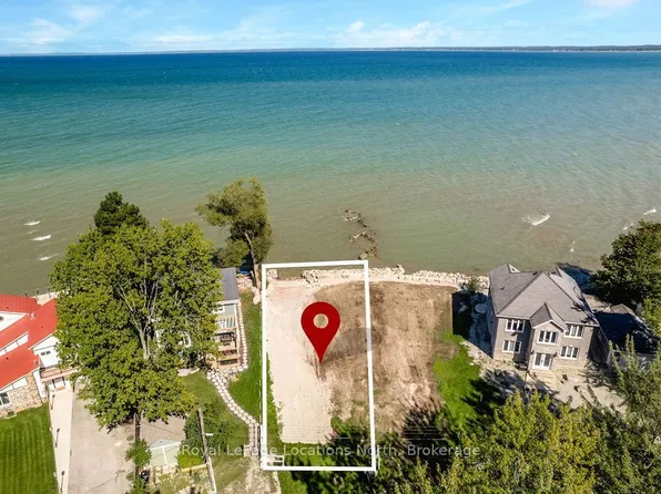 24 William Ave, Wasaga Beach, ON L9Z 2X3