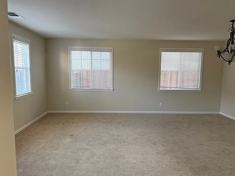 5107 Fern Ridge Cir — Photo 2
