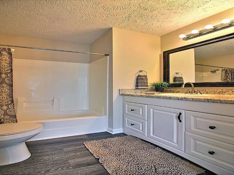 City Pointe — Photo 31